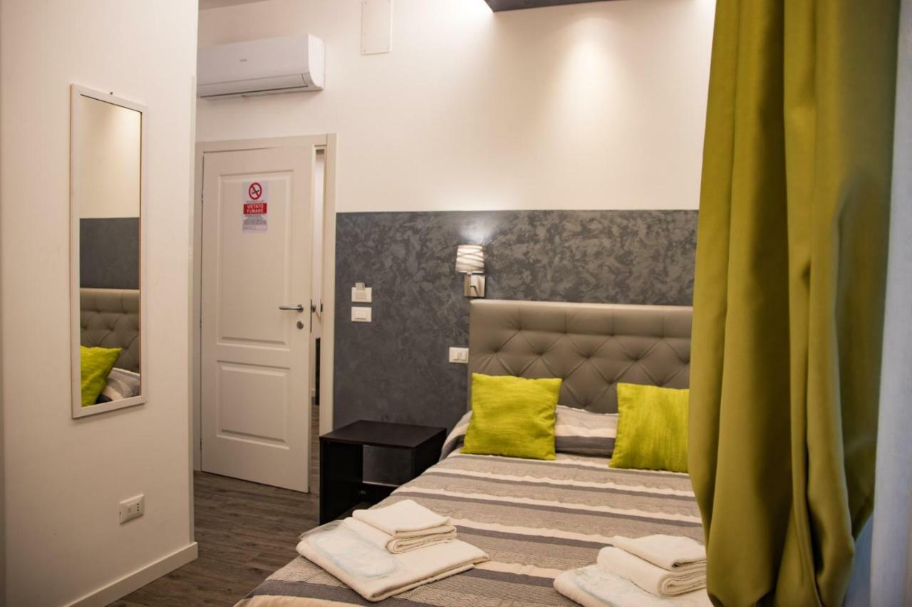 Double A Guest House Mestre Exteriör bild